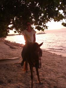 Sonnenuntergangs-Ritt auf Bohol