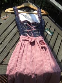 Neues Wiesn-Dirndl