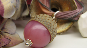 Kette der Woche: Rosa Waldschmuck