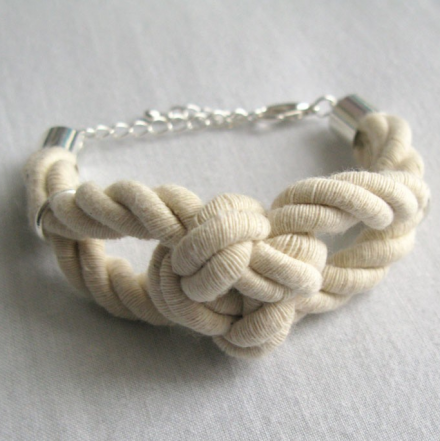 Knotenarmband von The Vamoose auf Etsy