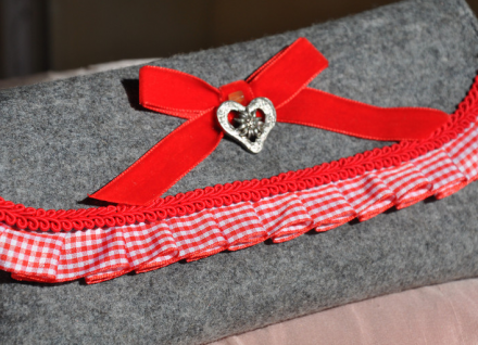 Oktoberfest Tasche im Trachtenlook aus Filz