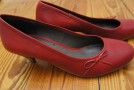 Das Mädchen mit den roten Schuhen