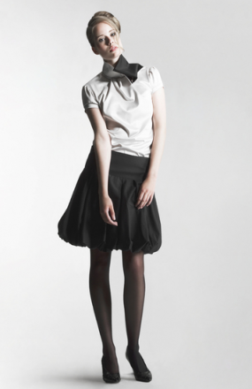 Ausgefallene Mode: Rock und Bluse von MilaMiyahara